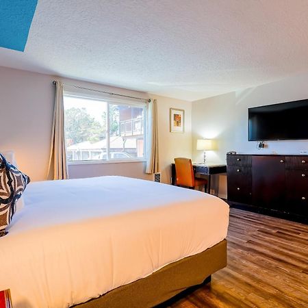 Coast River Inn By Oyo Seaside Buitenkant foto