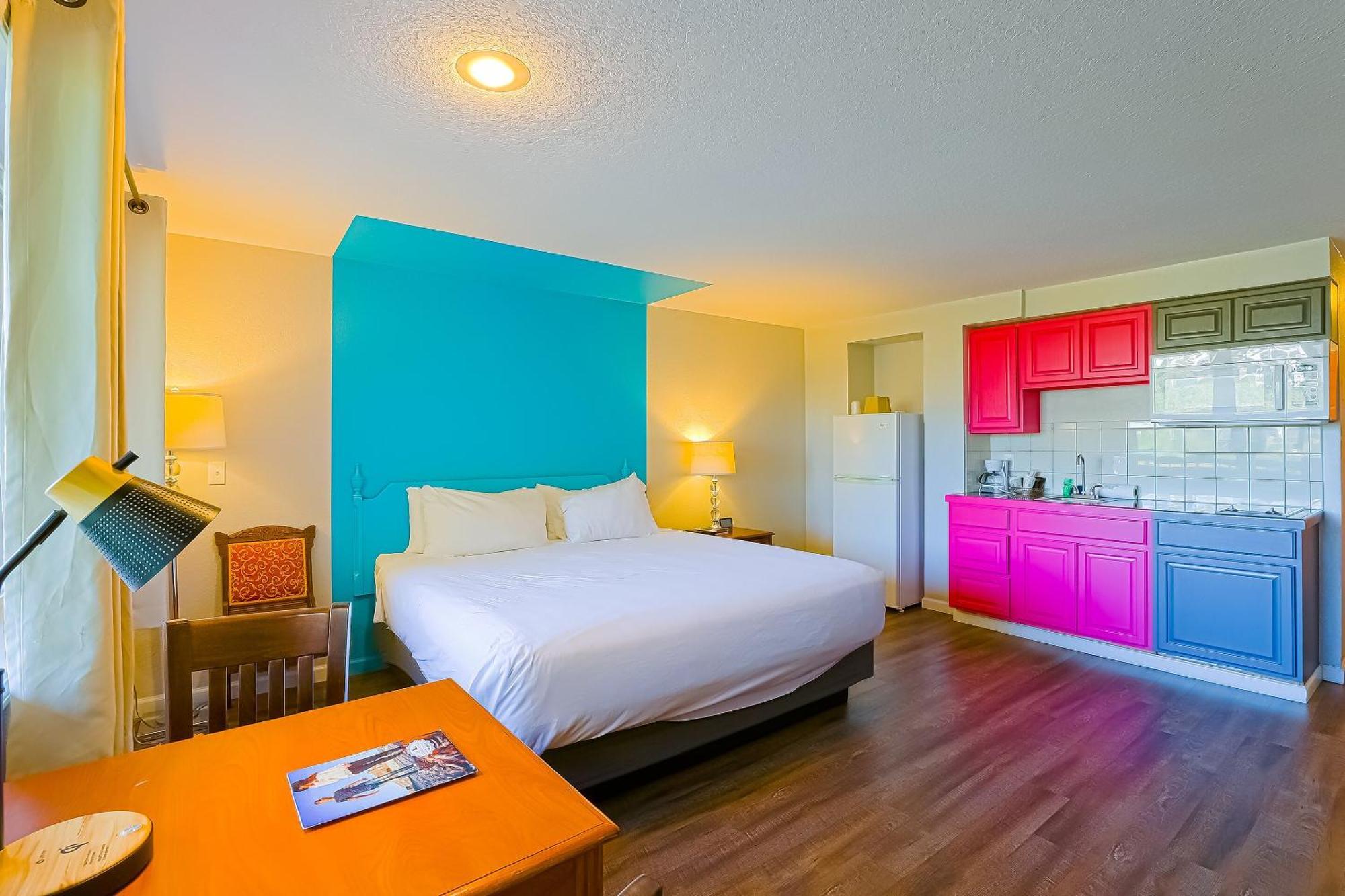 Coast River Inn By Oyo Seaside Buitenkant foto