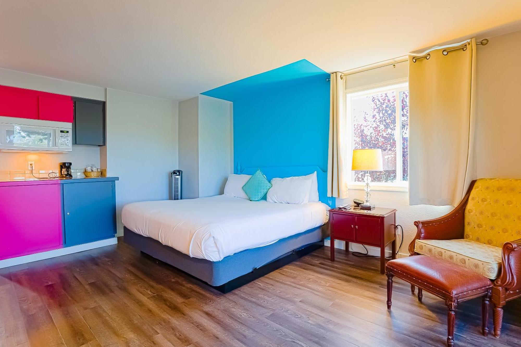 Coast River Inn By Oyo Seaside Buitenkant foto