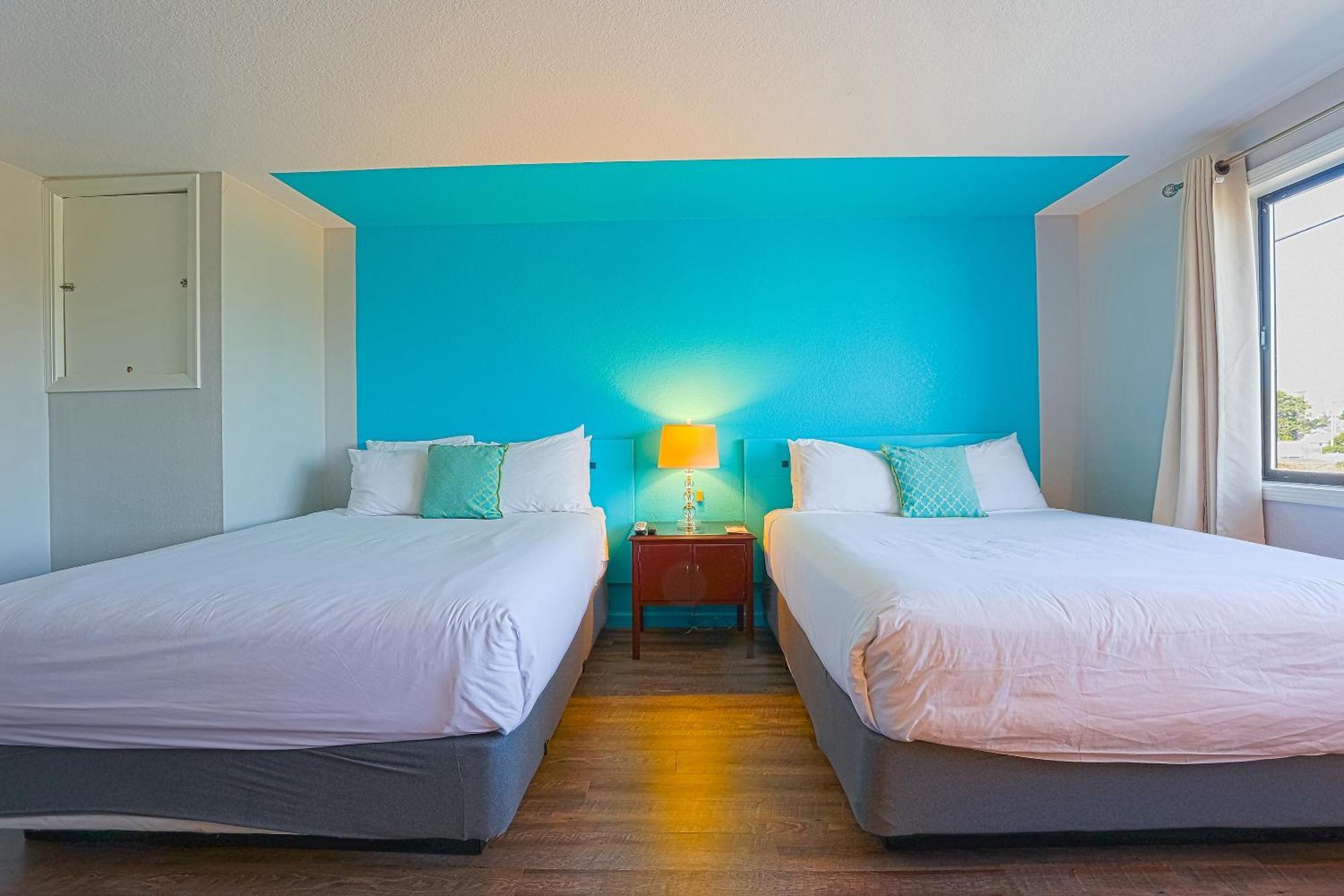 Coast River Inn By Oyo Seaside Buitenkant foto