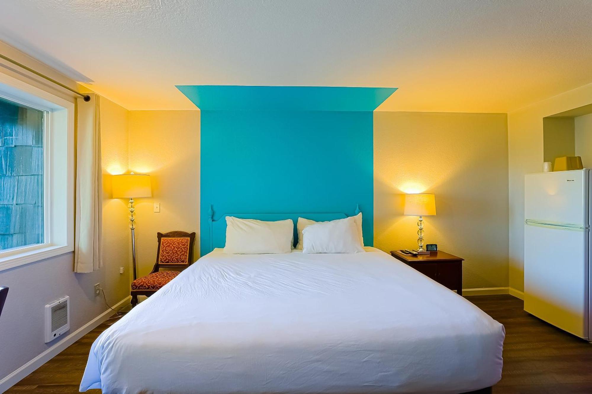 Coast River Inn By Oyo Seaside Buitenkant foto
