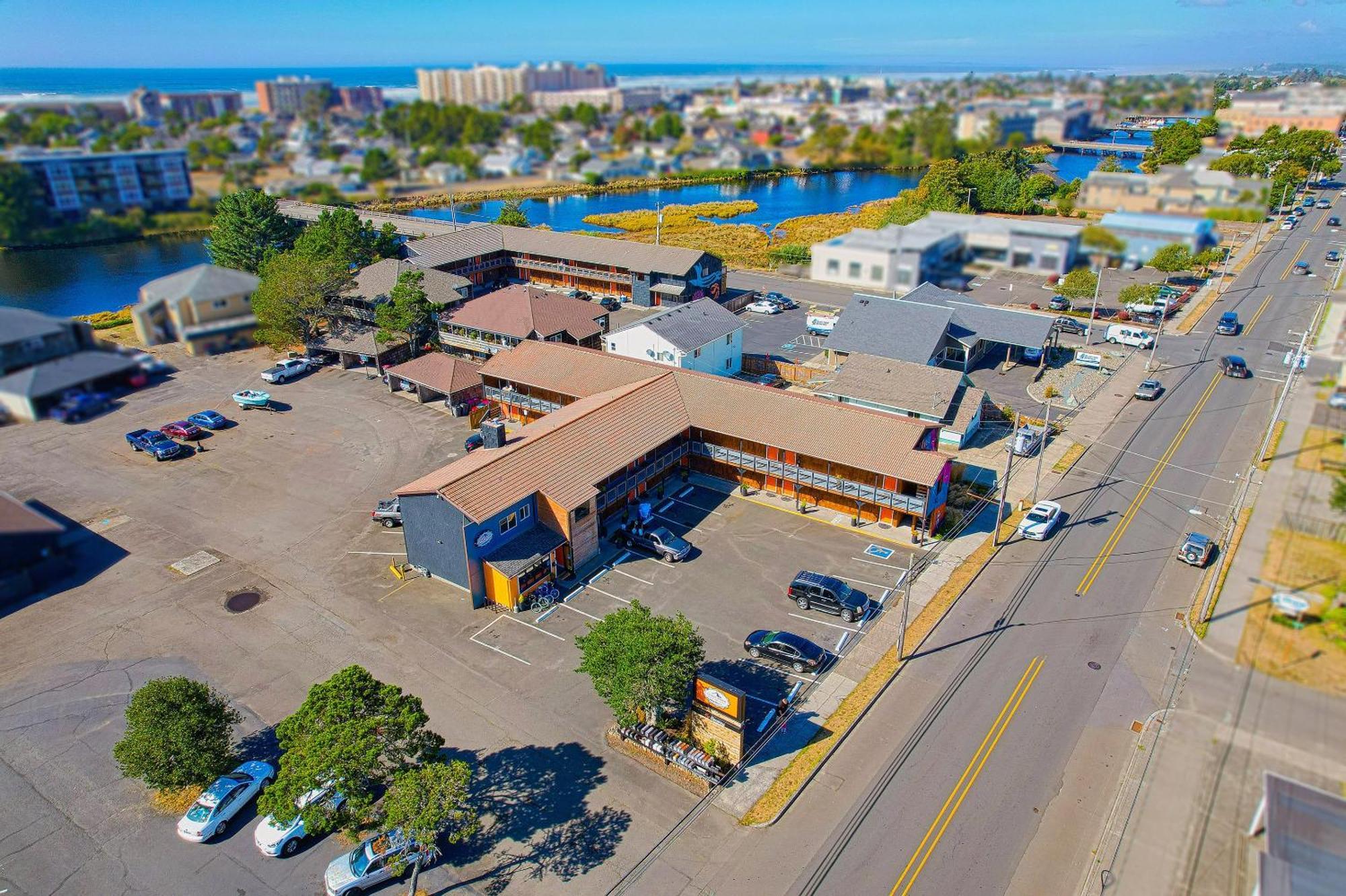 Coast River Inn By Oyo Seaside Buitenkant foto